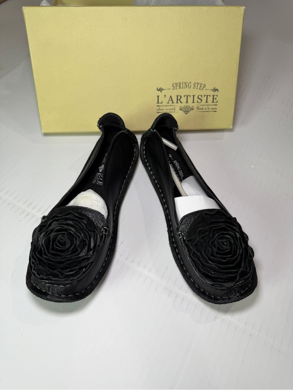Spring Step Black Floral Leather Flats eu 38 us 7.5-8